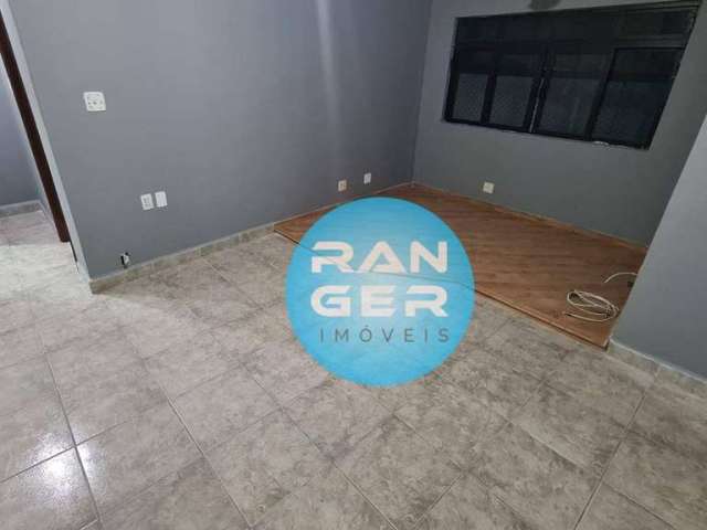 Apartamento com 2 dormitórios à venda, 70 m² por R$ 400.000,00 - Boqueirão - Santos/SP