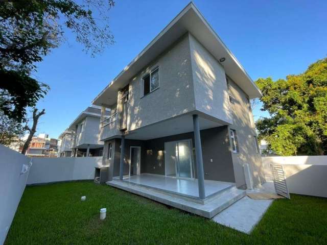 Casa para Venda em Florianópolis, Santo Antônio De Lisboa, 3 dormitórios, 3 suítes, 4 banheiros, 2 vagas