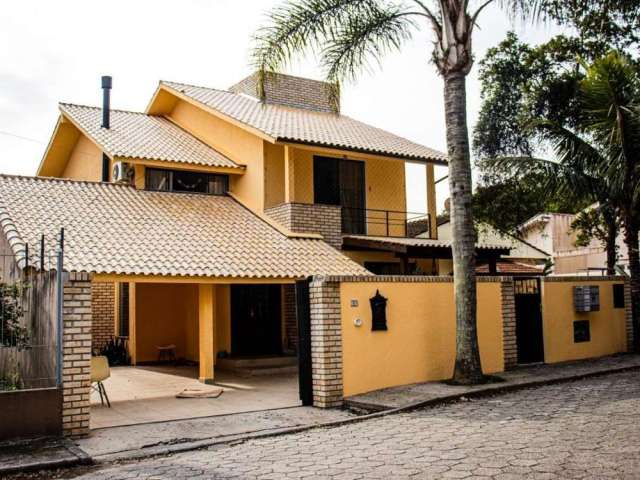 Casa para Venda em Florianópolis, Campeche, 6 dormitórios, 1 suíte, 4 banheiros, 3 vagas