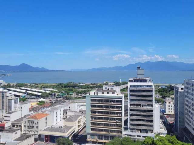 Cobertura para Venda em Florianópolis, Centro, 4 dormitórios, 3 suítes, 6 banheiros, 1 vaga