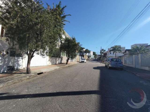 Casa para Venda em Florianópolis, Córrego Grande, 5 dormitórios, 4 suítes, 6 banheiros, 2 vagas