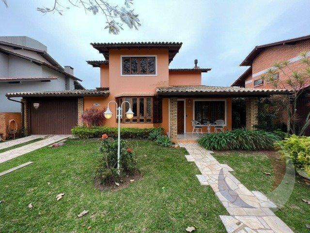 Casa para Venda em Florianópolis, Jurerê Internacional, 3 dormitórios, 1 suíte, 4 banheiros, 2 vagas