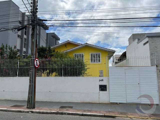 Casa para Venda em Florianópolis, Coqueiros, 3 dormitórios, 2 banheiros, 4 vagas