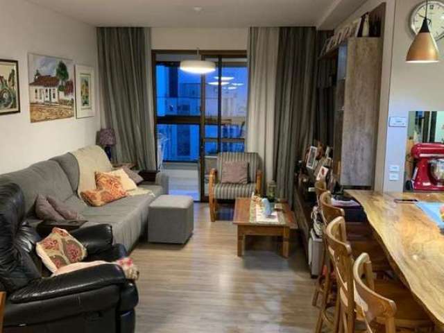 Apartamento para Venda em Florianópolis, Balneário, 3 dormitórios, 2 suítes, 3 banheiros, 2 vagas