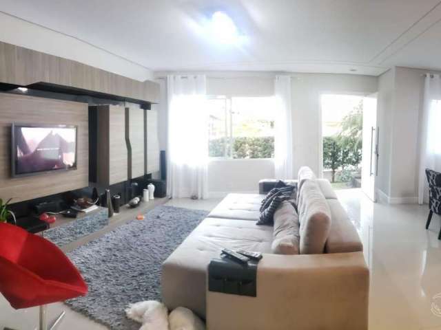 Casa para Venda em Florianópolis, Córrego Grande, 3 dormitórios, 3 suítes, 5 banheiros, 2 vagas