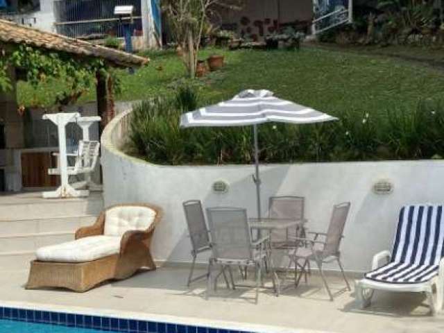 Casa com 3 quartos à venda no Prainha, Caraguatatuba  por R$ 1.600.000