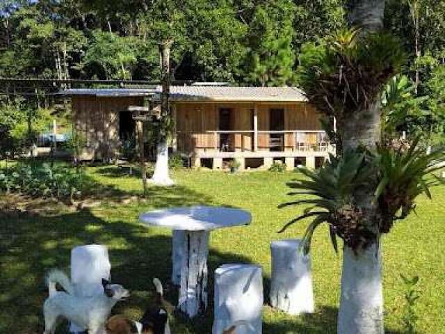 Chácara com 2 dormitórios à venda, 3179 m² por R$ 286.000,00 - Biguaçu - Biguaçu/SC
