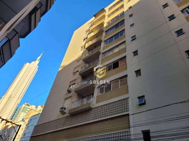 Apartamento com 3 dorm,  Av Brasil