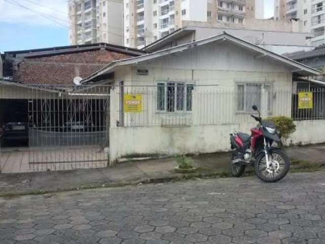 Terreno à venda 279.50 m  no bairro TABULEIRO, CAMBORIU - SC