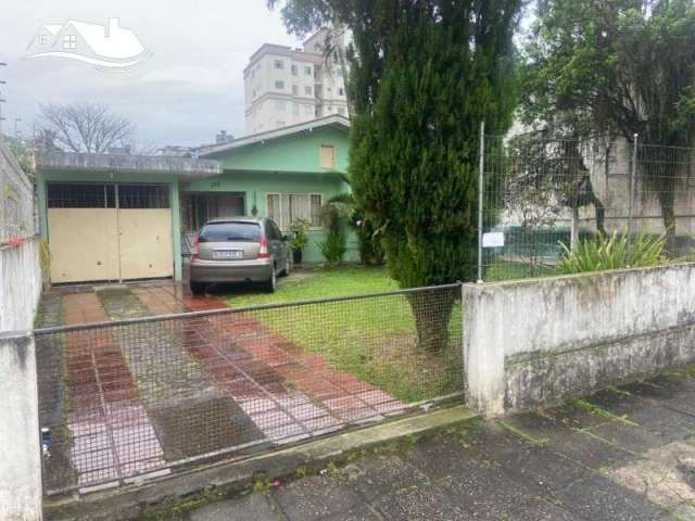 Casa em Balneário Camboriú no bairro das Nações