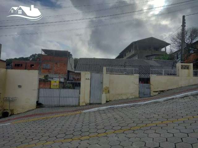 Casa em Camboriú no bairro Tabuleiro