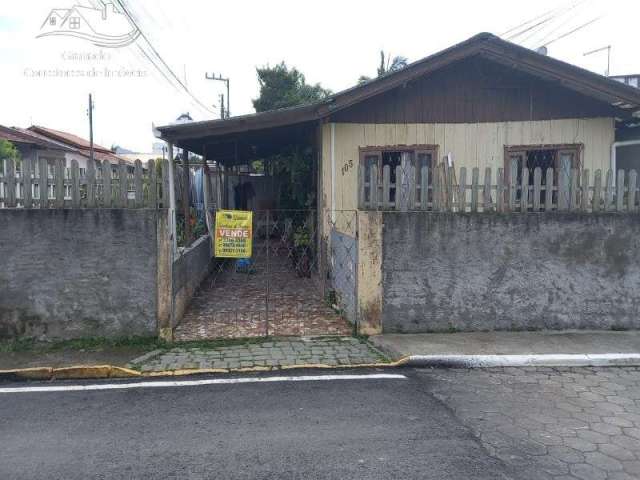 Terreno localizado no Centro de Camboriú, ótima localização.