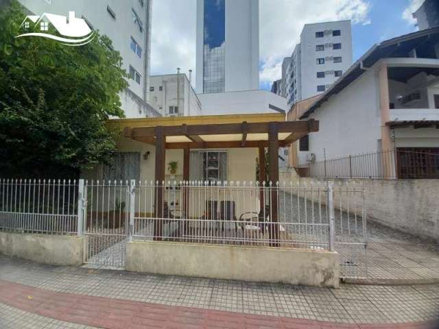 Casa no Centro de Balneário Camboriú