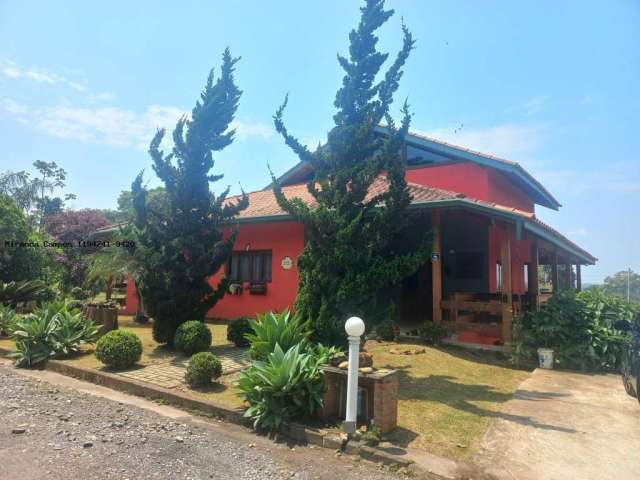 Casa em Condomínio para Venda em Suzano, Ipelândia, 3 dormitórios, 1 suíte, 3 banheiros, 4 vagas