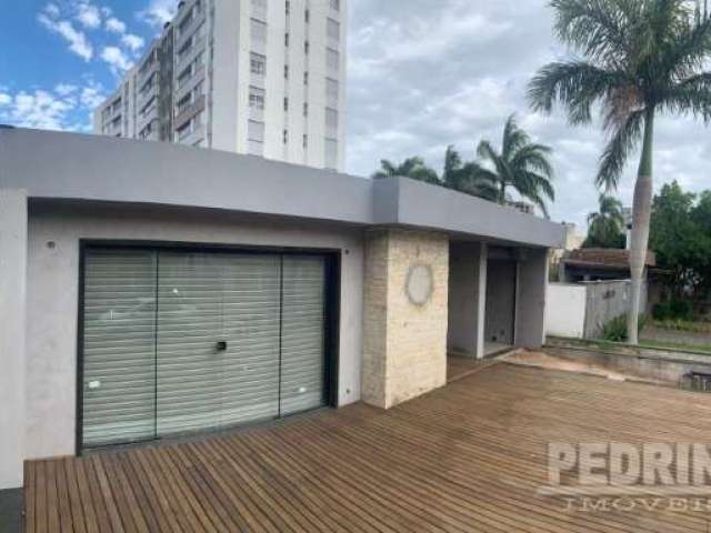 Casa comercial à venda na Tristeza, Porto Alegre  por R$ 1.900.000