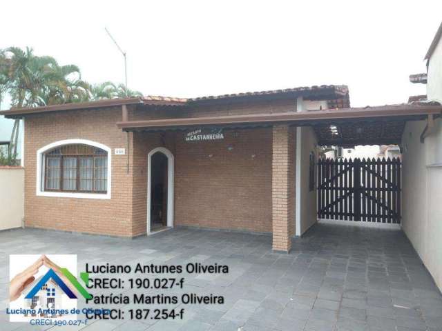 Casa à venda na praia com 2 quartos em Caraguatatuba-SP