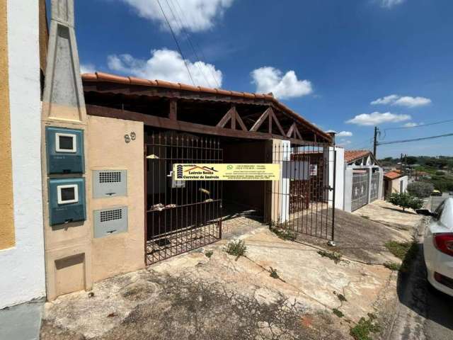 Casa Venda em Valinhos SP, São duas casas já alugadas, renda de R$ 2.800,00 - Valor Venda R$ 420.000,00