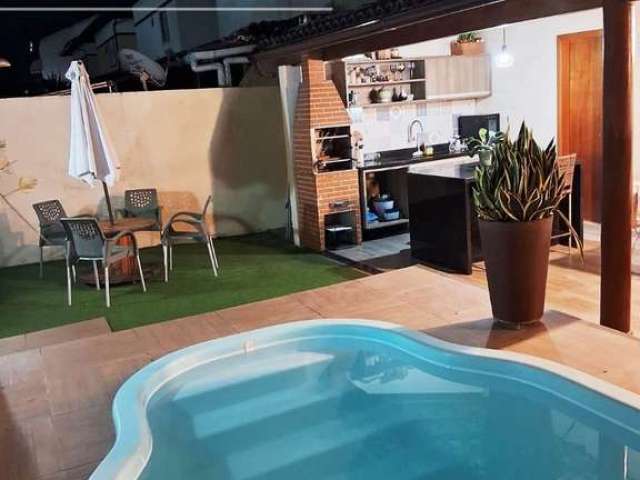 Excelente 4 suítes, piscina privativa e espaço gourmet.