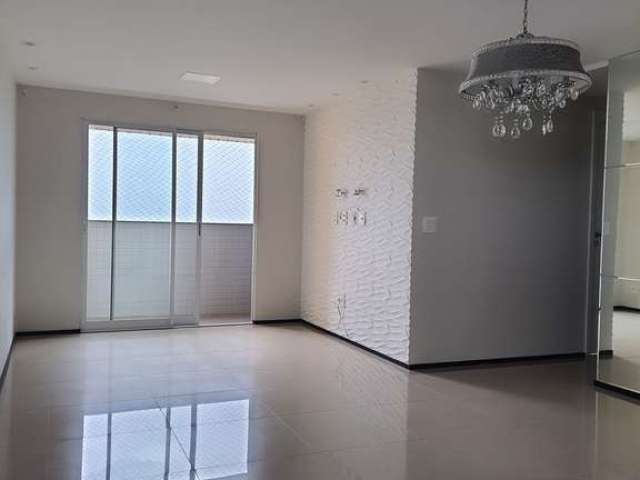 Apartamento No Condomínio Pátio Residence com 3 Quartos, Sendo  2 Suítes e 1 suíte Reversível, No Bairro Triâgulo, Juazeiro do Norte/CE.