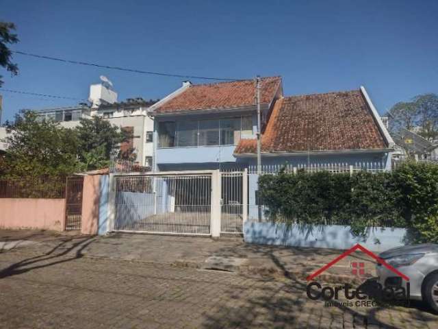 Casa com 3 quartos à venda na Rua São Francisco, 1139, Santana, Porto Alegre por R$ 1.000.000