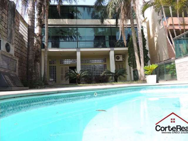 Casa com 5 quartos à venda na Avenida Cai, 337, Cristal, Porto Alegre por R$ 1.390.000