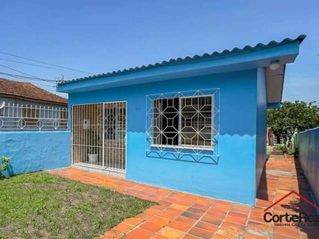 Casa com 5 quartos à venda na Rua Itapema, 74, Vila Jardim, Porto Alegre por R$ 329.000