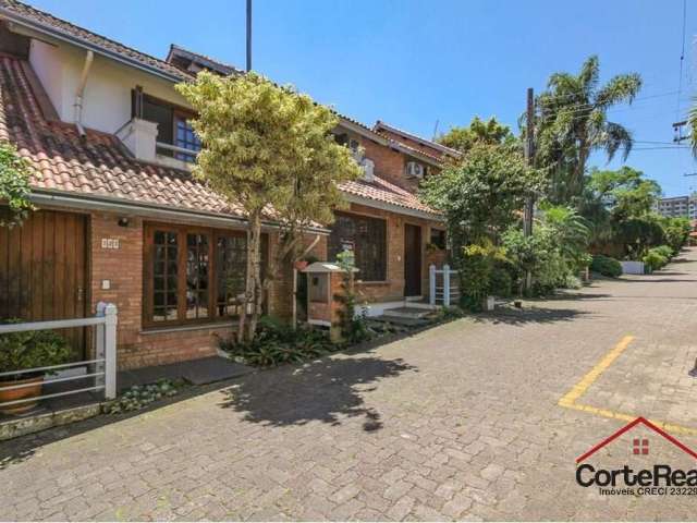 Casa com 2 quartos à venda na Avenida da Cavalhada, 6021, Cavalhada, Porto Alegre por R$ 430.000