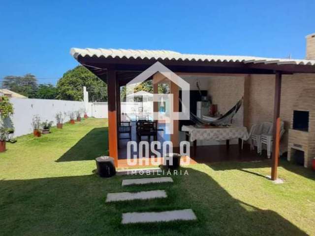 Casa com 04 suítes em Guarajuba Bahia