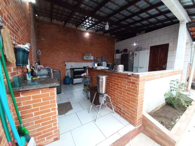 Casa á Venda Com 3 Dormitórios Conj. Boas Novas