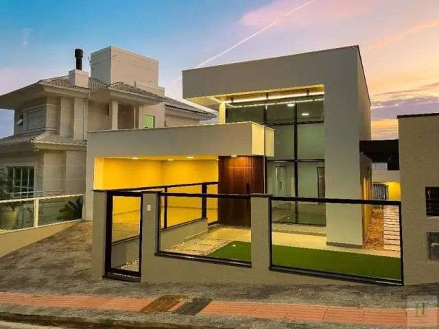 Casa com 3 Quartos e 3 banheiros à Venda, 174 m² por R$ 1.790.000