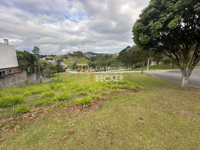 Terreno de 1290m² à venda no Cond. Recanto Santa Bárbara em Jambeiro