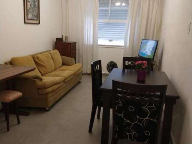 Apartamento na Pompéia em Santos, 1 dormitório, sala, cozinha, banheiro, primeiro andar