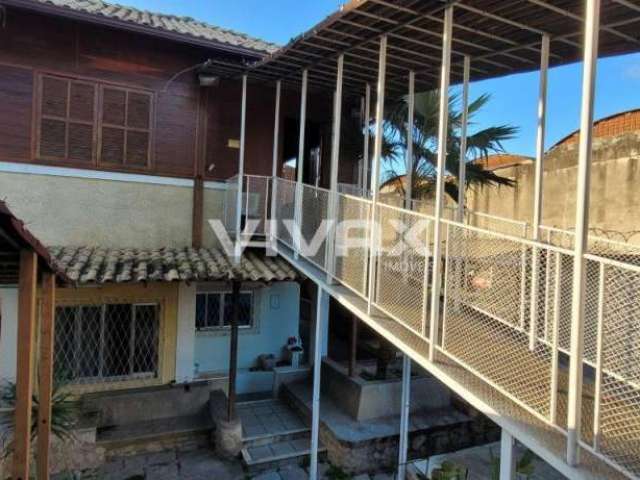 Casa com 4 quartos à venda na Rua Galileu, Cachambi, Rio de Janeiro, 280 m2 por R$ 600.000