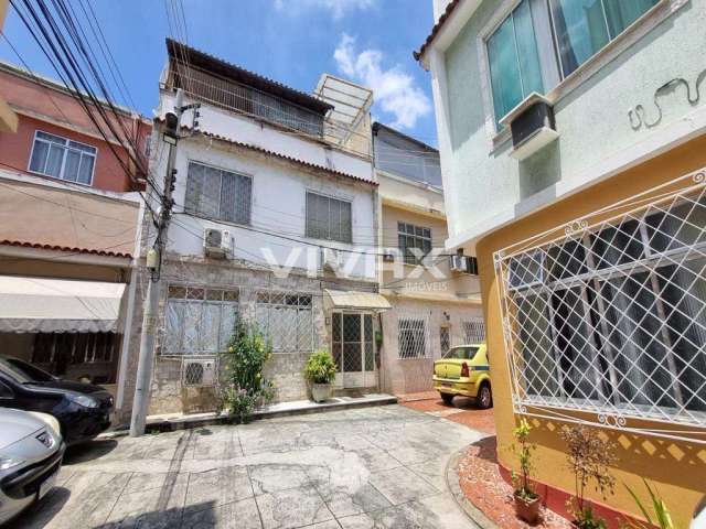 Casa em condomínio fechado com 2 quartos à venda na Avenida Dom Hélder Câmara, Pilares, Rio de Janeiro, 192 m2 por R$ 410.000