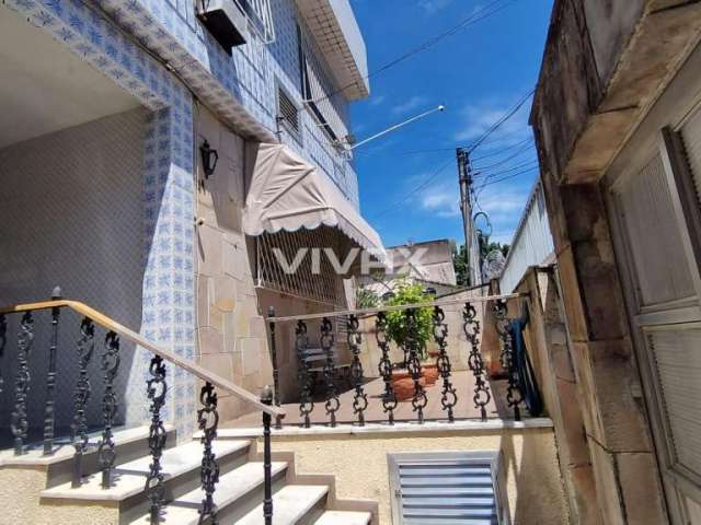 Casa com 5 quartos à venda na Rua Ernestina, Lins de Vasconcelos, Rio de Janeiro, 349 m2 por R$ 560.000