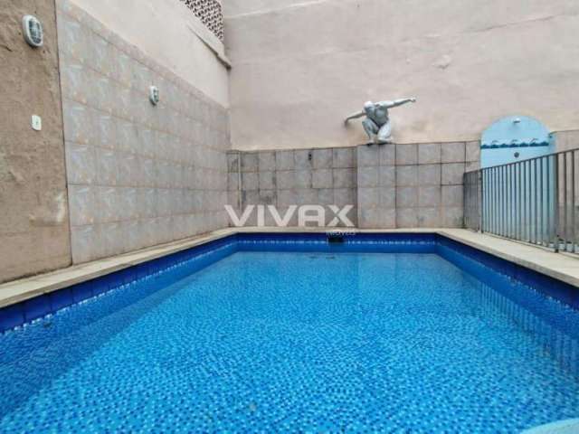 Casa com 5 quartos à venda na Rua Mariana Portela, Sampaio, Rio de Janeiro, 377 m2 por R$ 690.000