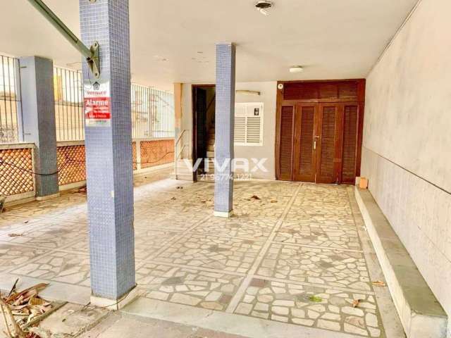 Casa com 6 quartos à venda na Rua Lópes da Cruz, Méier, Rio de Janeiro, 296 m2 por R$ 1.100.000