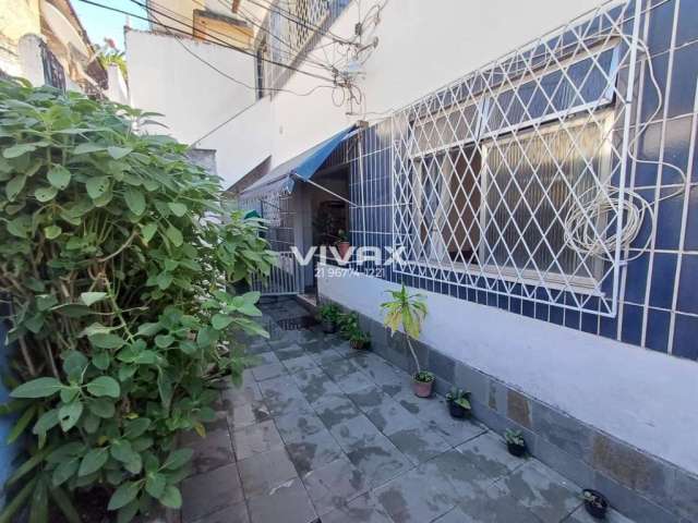 Casa com 2 quartos à venda na Rua Pompílio de Albuquerque, Encantado, Rio de Janeiro, 65 m2 por R$ 220.000