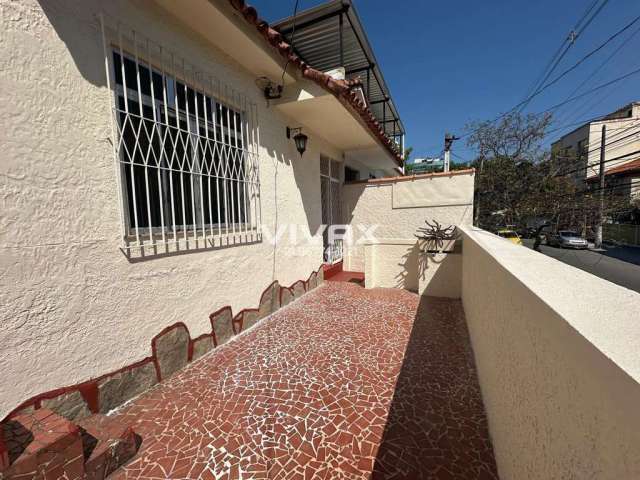 Casa com 2 quartos à venda na Rua Cônego Tobias, Méier, Rio de Janeiro, 117 m2 por R$ 455.000