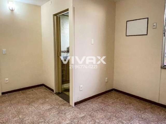 Apartamento com 2 quartos à venda na Rua Castorino Francisco Nunes, Cocotá, Rio de Janeiro, 44 m2 por R$ 200.000