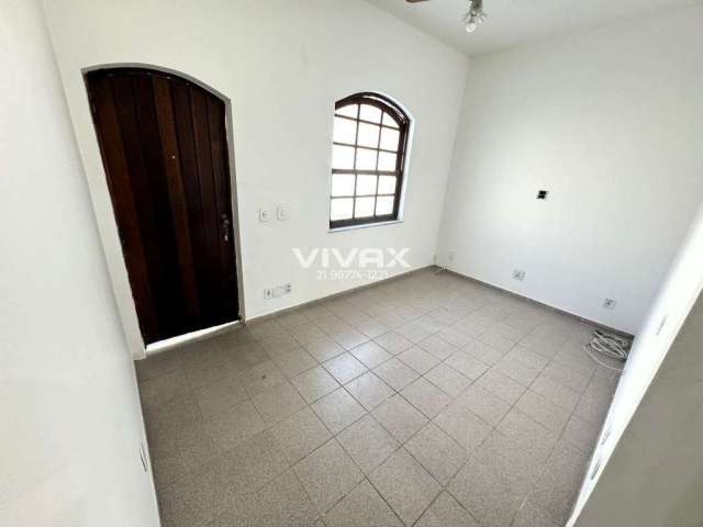 Casa com 2 quartos para alugar na Rua Adriano, Todos os Santos, Rio de Janeiro, 55 m2 por R$ 1.500