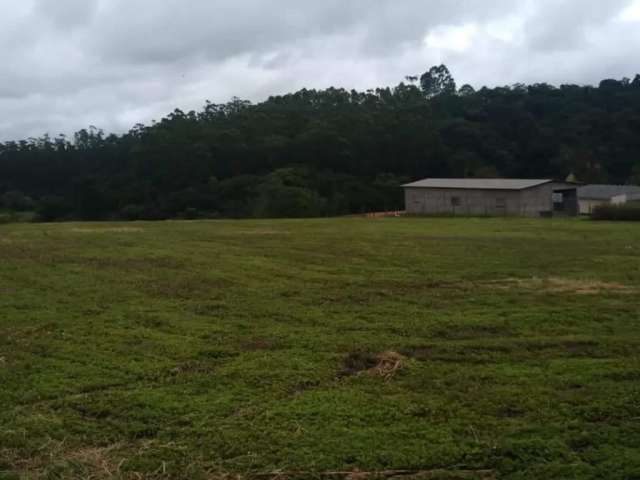 Terreno à venda em São Roque!