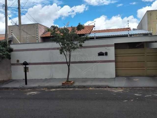 Casa com 2 quartos à venda na Avenida Candido Santos, 276, Jardim Indaiá, Araraquara, 86 m2 por R$ 250.000