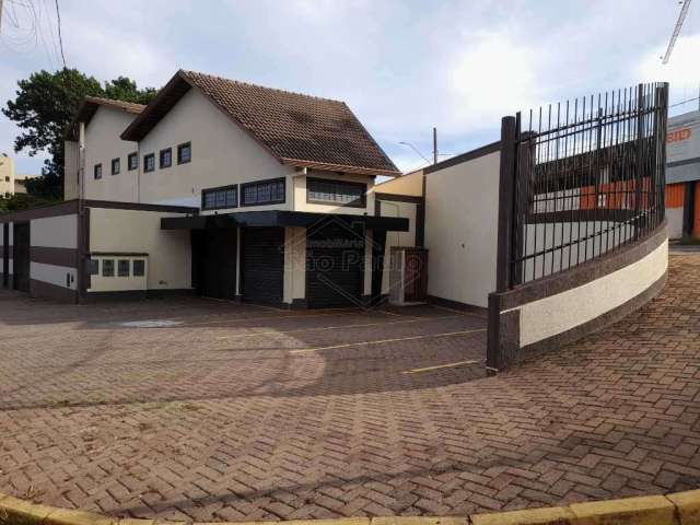 Prédio com 1 sala à venda na Rua Professora Adélia Izique, 796, São Geraldo, Araraquara, 304 m2 por R$ 1.100.000