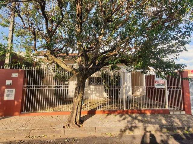 Casa com 2 quartos à venda na Rua Francisco Maria de Andrade, 124, Centro, Araraquara, 107 m2 por R$ 360.000