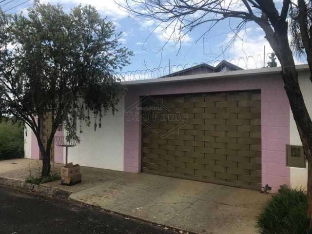 Casa com 3 quartos à venda na Rua João Mascia, 326, Jardim Aclimação, Araraquara, 264 m2 por R$ 1.000.000