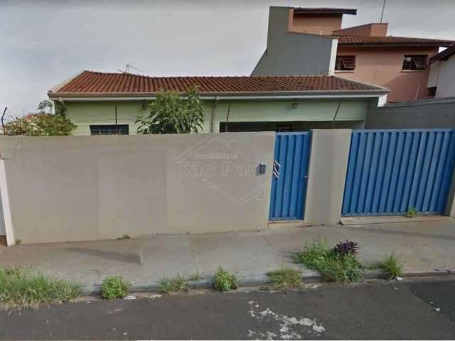 Casa com 4 quartos à venda na Avenida Espanha, 1582, Centro, Araraquara, 176 m2 por R$ 530.000