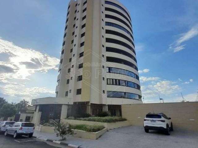 Apartamento com 3 quartos à venda na Avenida Feijó, 1660, Centro, Araraquara, 193 m2 por R$ 1.100.000