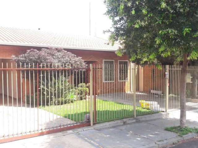 Casa com 3 quartos à venda na Rua Professora Doutora Maria Villaça Correa Leite, 239, Vila José Bonifácio, Araraquara, 226 m2 por R$ 655.000