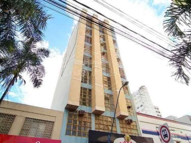 Sala comercial para alugar na Rua 9 de Julho, 805, Centro, Araraquara, 31 m2 por R$ 350